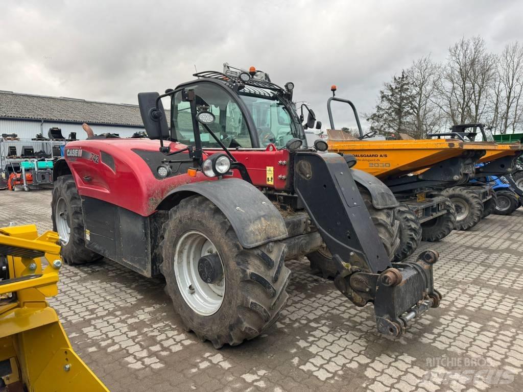 CASE Farmlift Телескопични товарачи