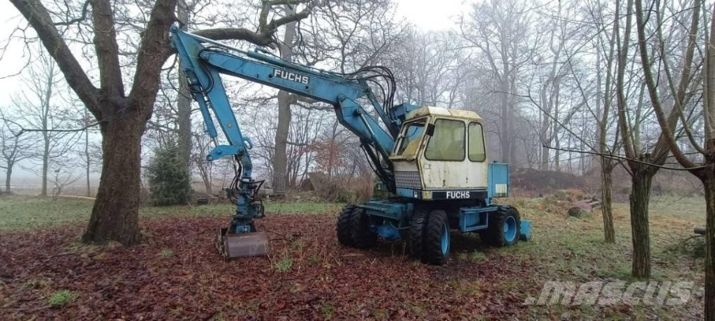 Fuchs F 712 Колесни екскаватори