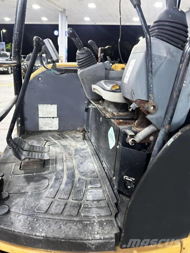CAT 303.5 E CR Мини екскаватори < 7 т