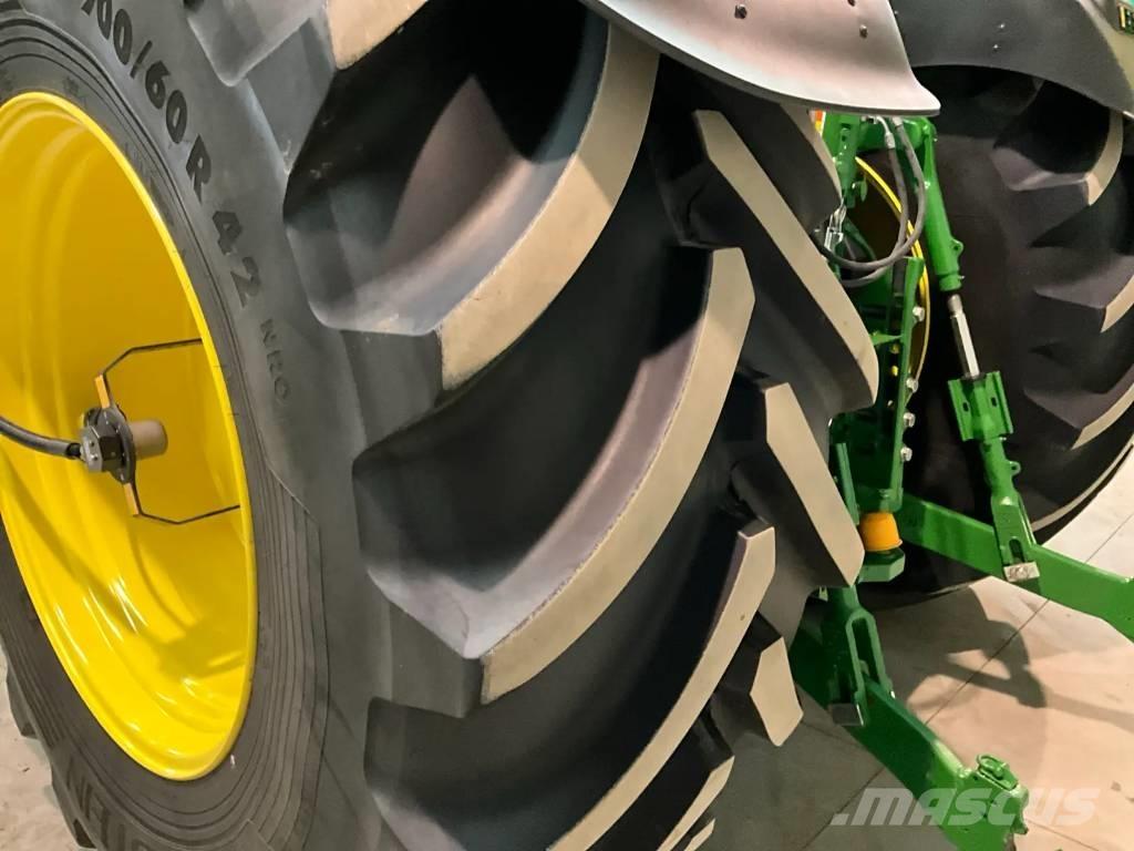 John Deere 6R 250 Трактори