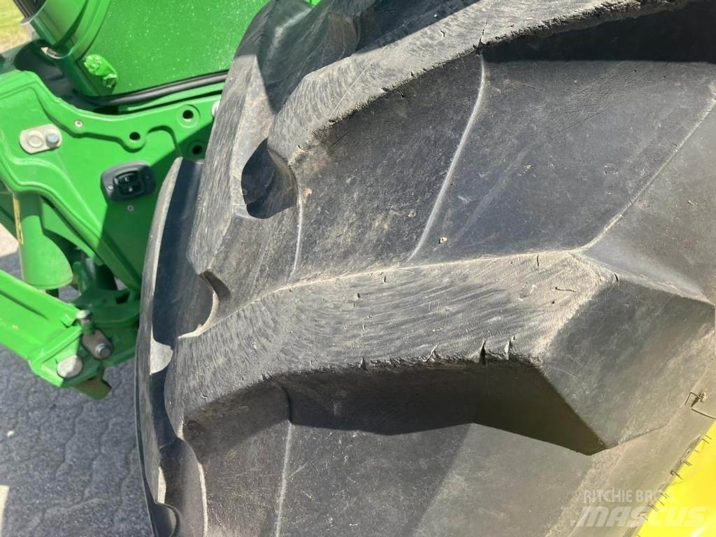 John Deere 6175R Трактори