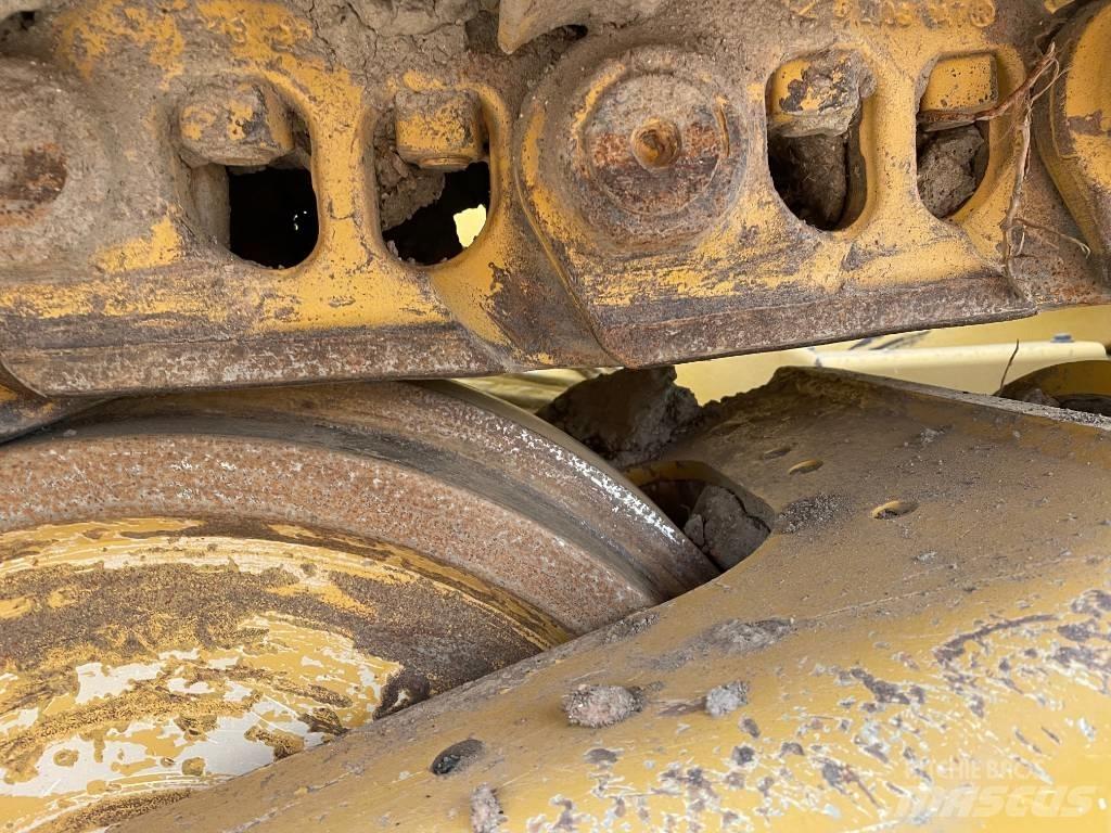 CAT D 6 T EPA Верижни булдозери
