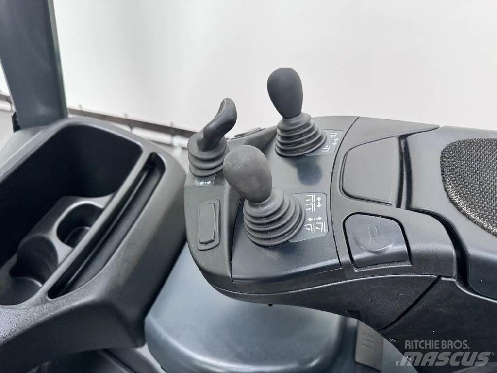 Linde 386 E 16-02 Електрически вилични кари-повдигачи