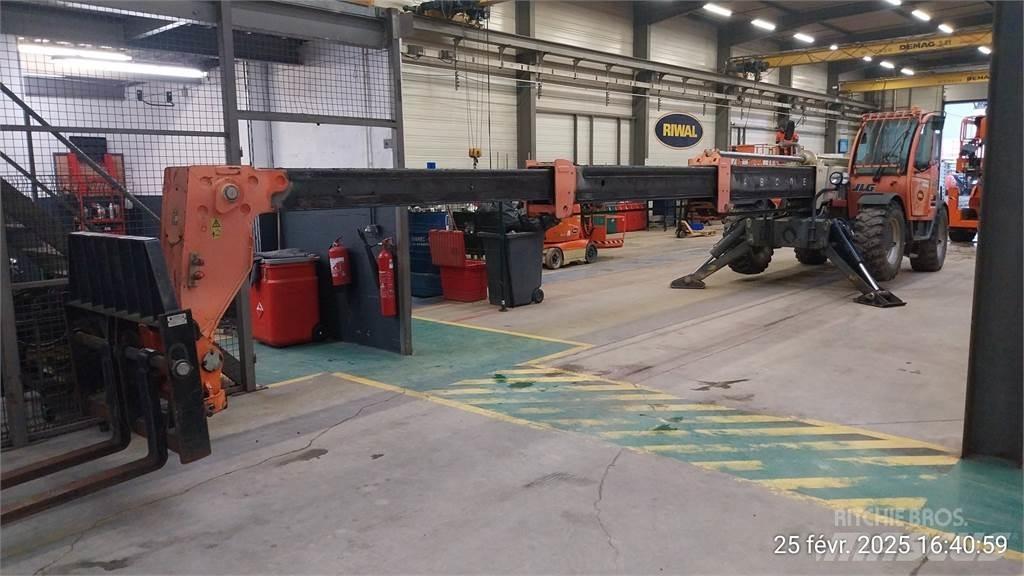 JLG 4017PS Телескопични товарачи
