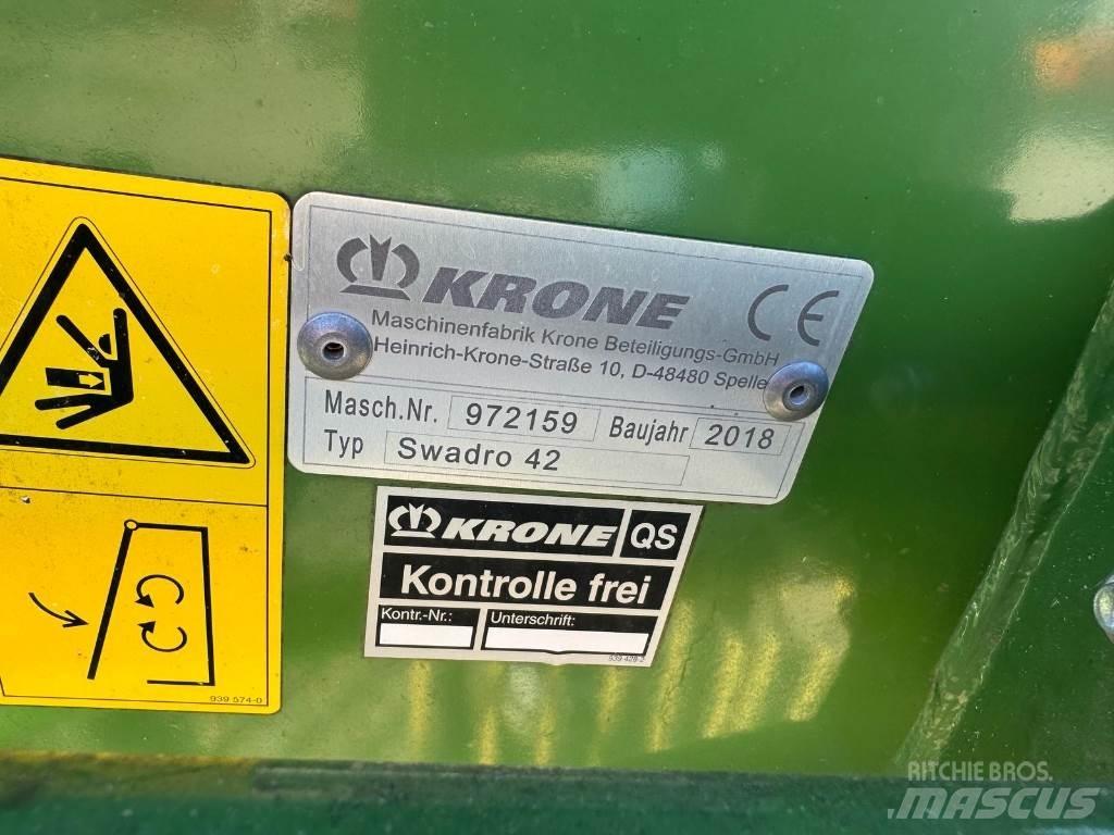 Krone SWADRO 420 Уиндроуърс/Косачки за сено и др.
