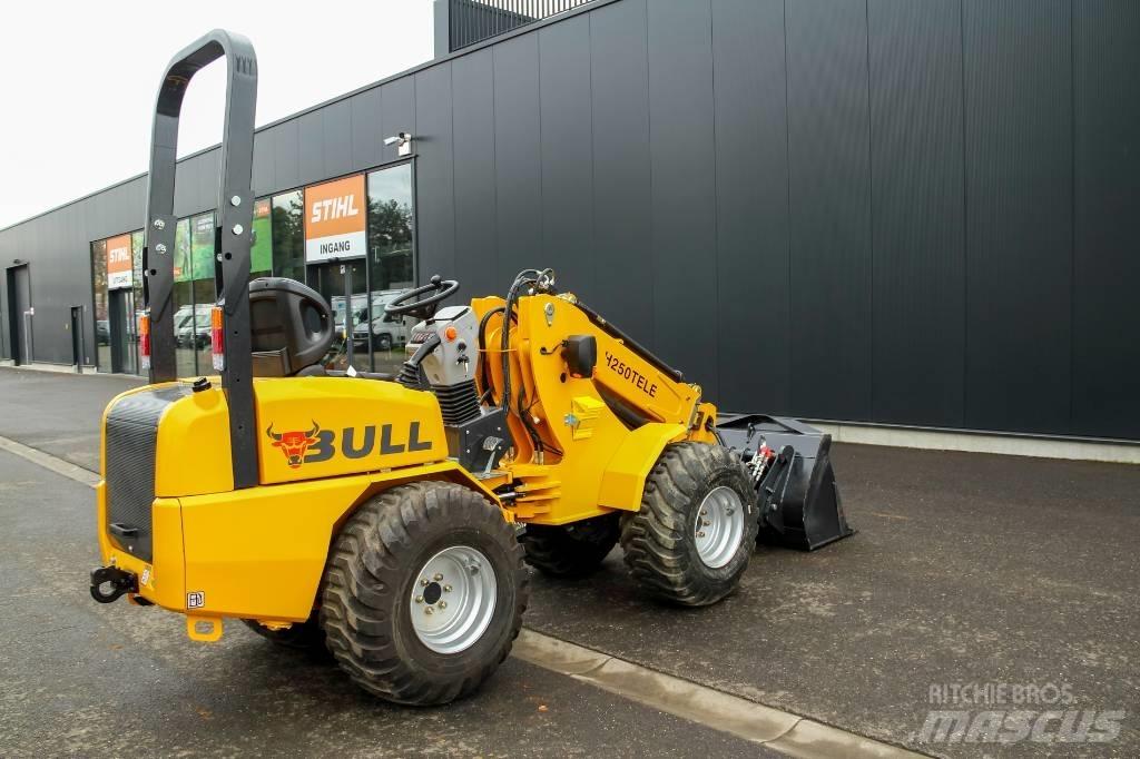 Bull 250 Tele Телескопични челни товарачи

