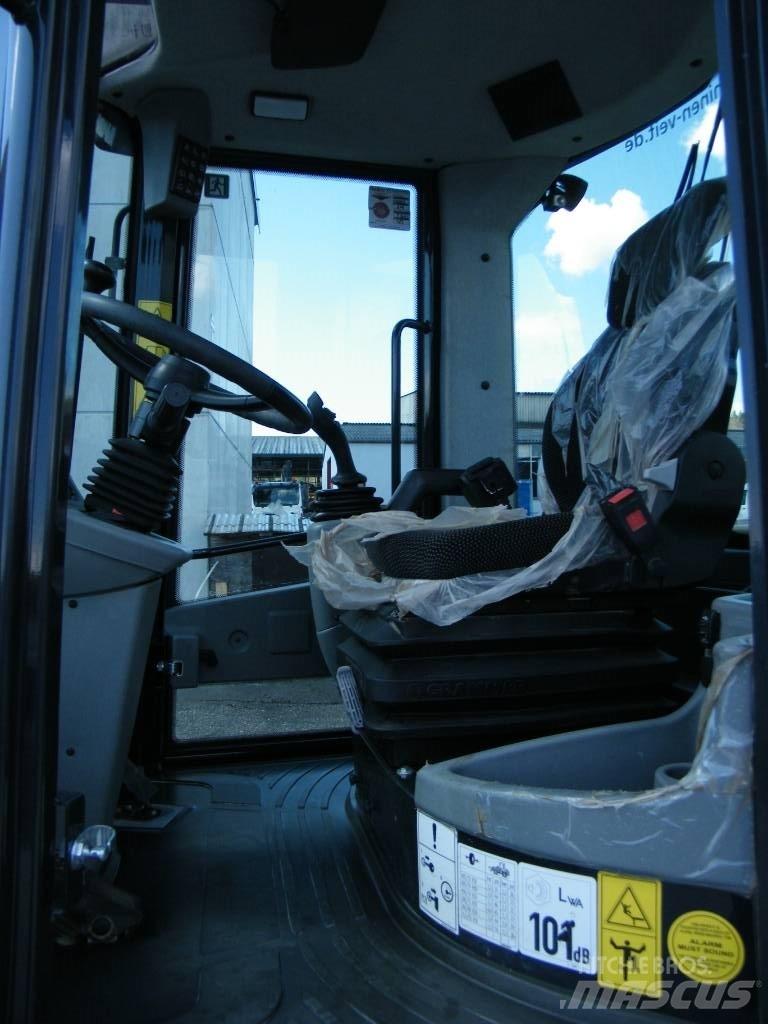 Yanmar v100 Колесни товарачи