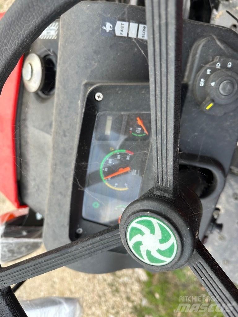  FIELDTRACK 180D Трактори