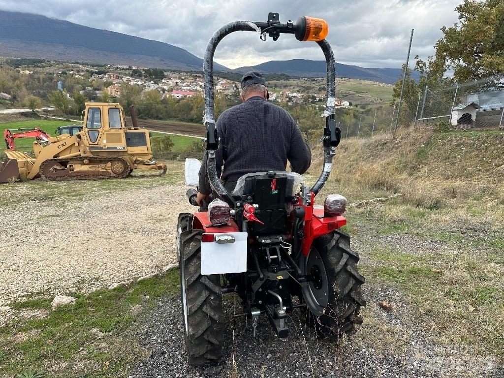  FIELDTRACK 180D Трактори
