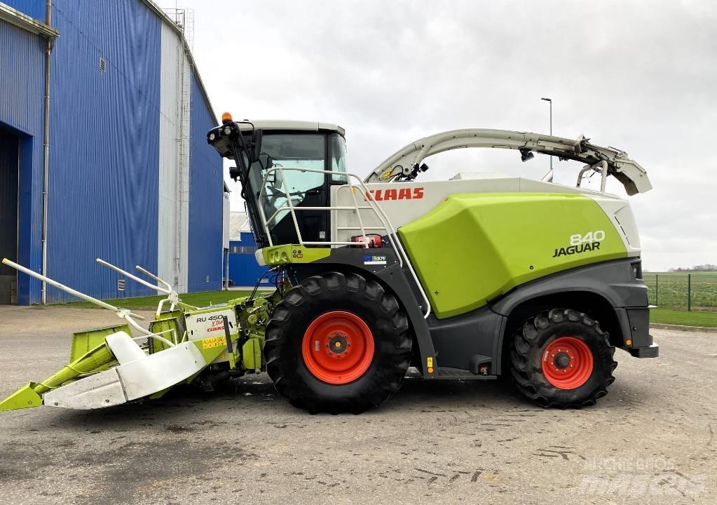 CLAAS Jaguar 840 Фуражни комбайни