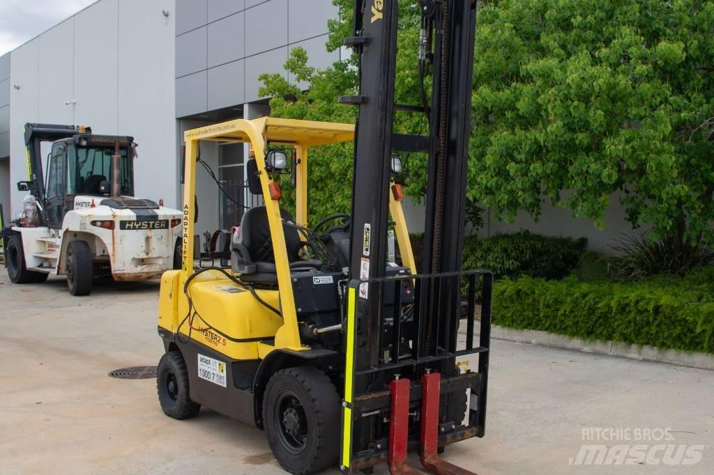 Hyster H2.5TX Камиони с АГУ