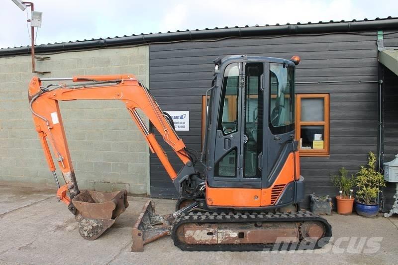 Hitachi ZX 30 U Мини екскаватори < 7 т