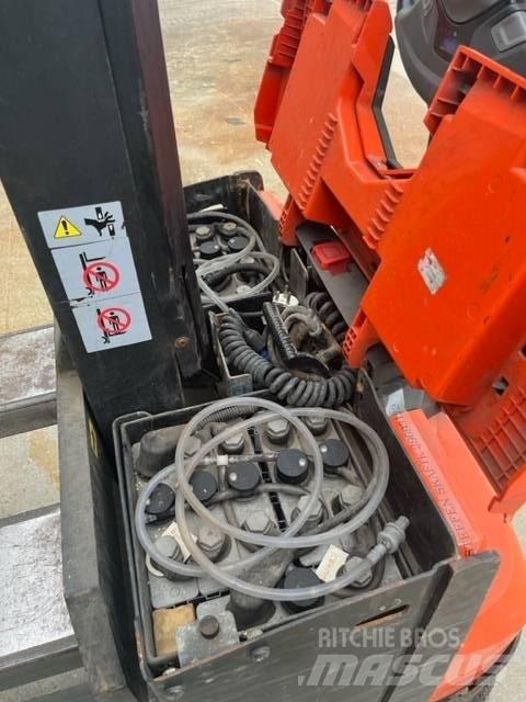 BT SWE 080 L Колички високоповдигачи с теглич