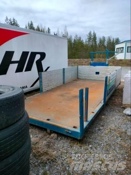  erittäin hyvä Разглобяеми