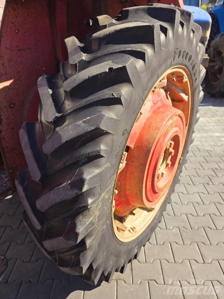 Massey Ferguson 178 Трактори