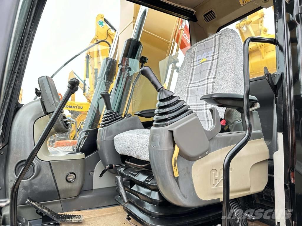 CAT 312D2GC Средни екскаватори 7т - 12т
