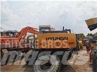 Hyundai R130WD Колесни екскаватори