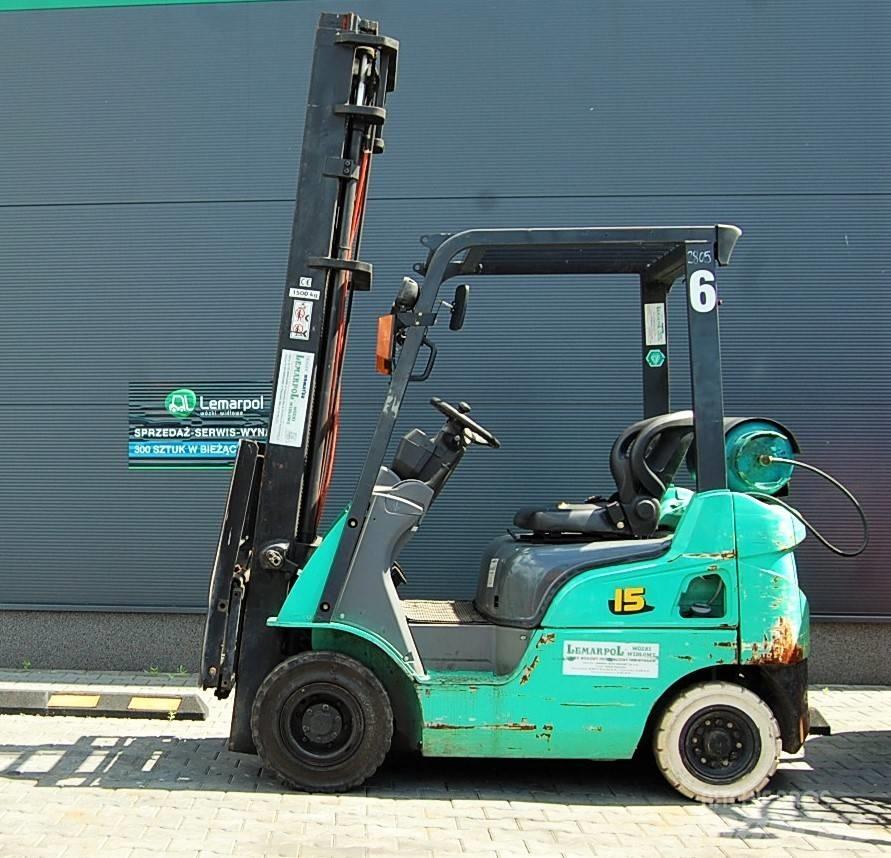 Mitsubishi FG15N Камиони с АГУ