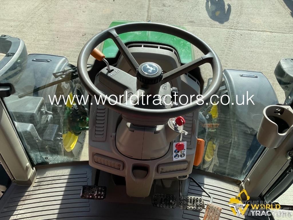 John Deere 6100 M Трактори