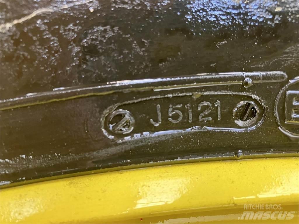 BKT 520/85R38 Колелета/Гуми
