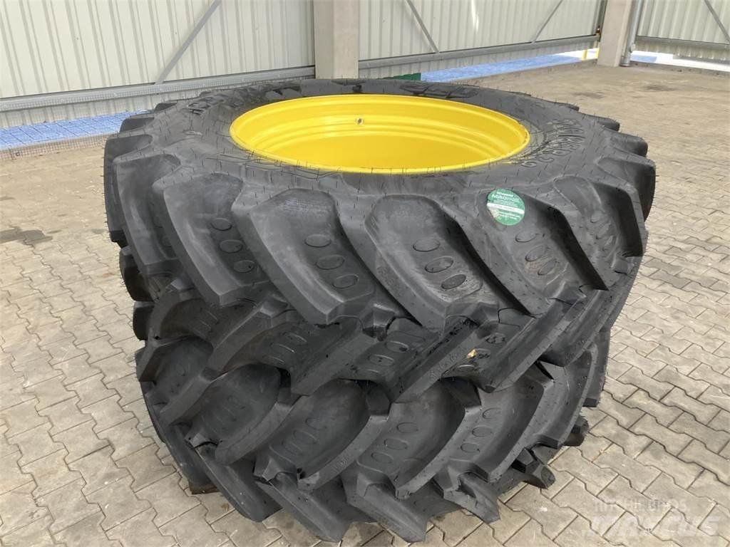 BKT 520/85R38 Колелета/Гуми