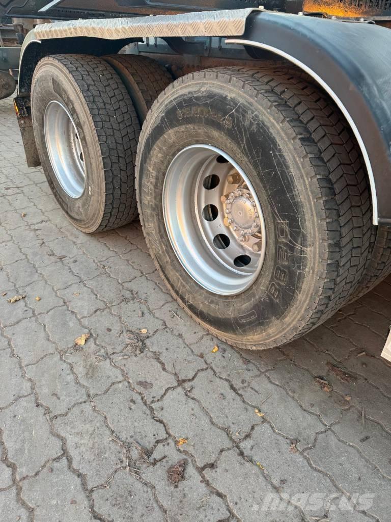 Volvo FH 650 За превоз на дървени трупи