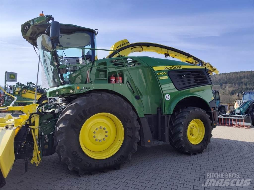 John Deere 9700i Самоходни фуражири