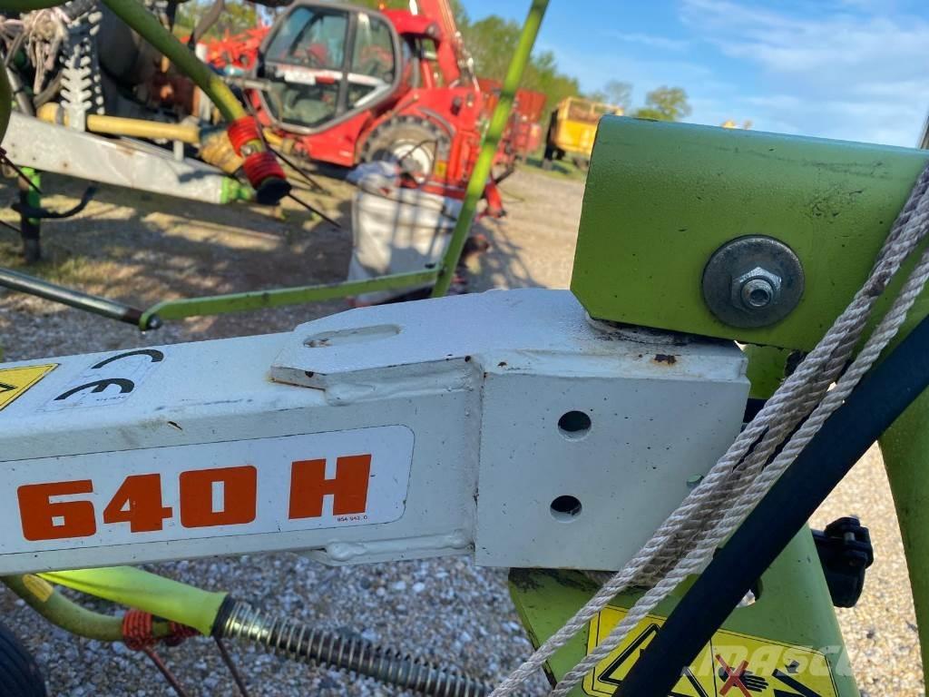 CLAAS VOLTO 640 H Гребла и сенообръщачки