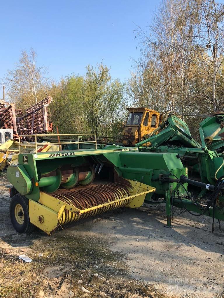 John Deere 459 Балопреси квадратни
