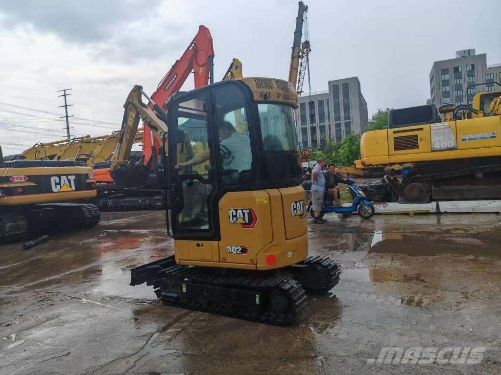 CAT 302 CR Мини екскаватори < 7 т