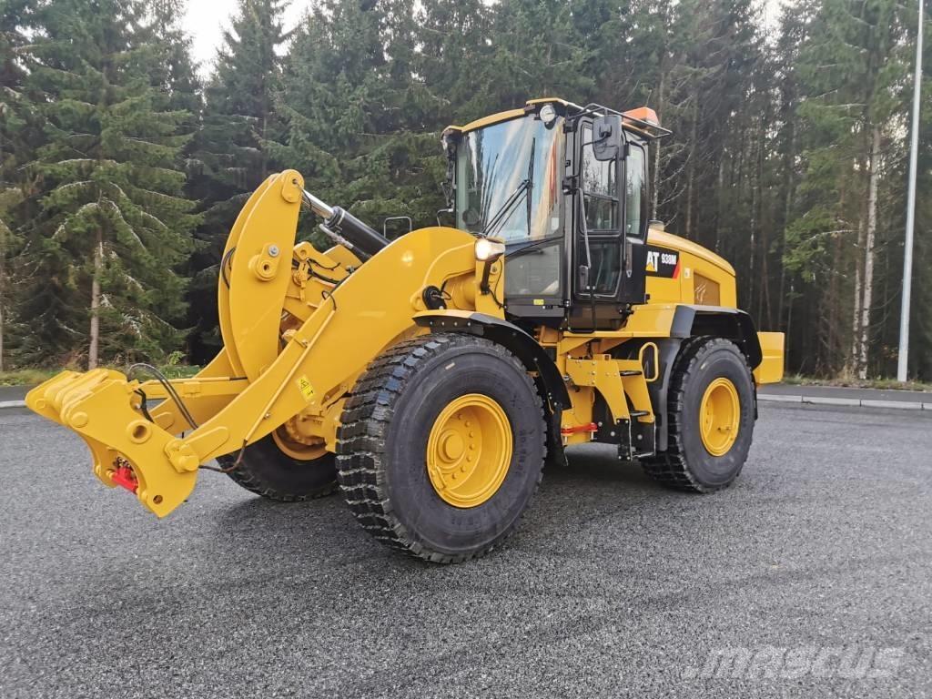 CAT 938M Колесни товарачи