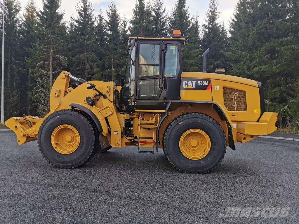 CAT 938M Колесни товарачи