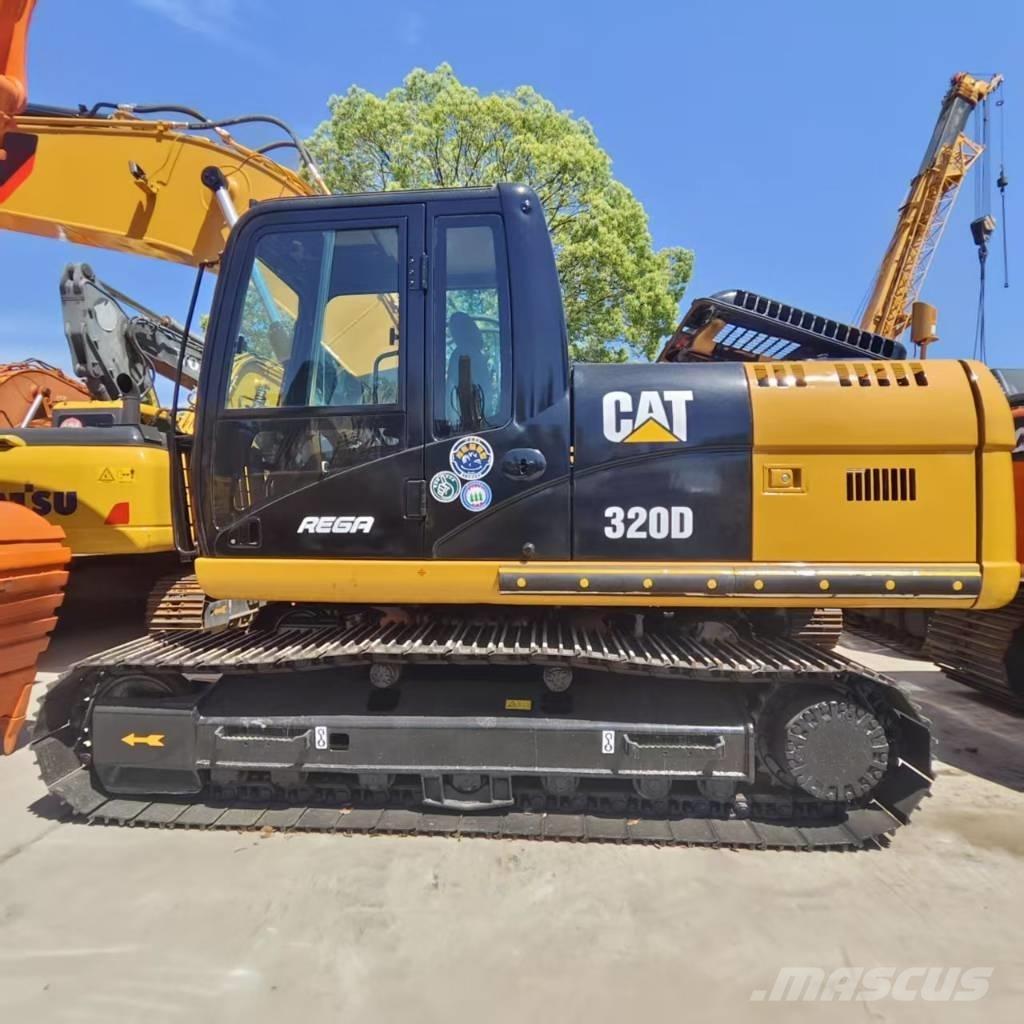 CAT 320 D Верижен екскаватор