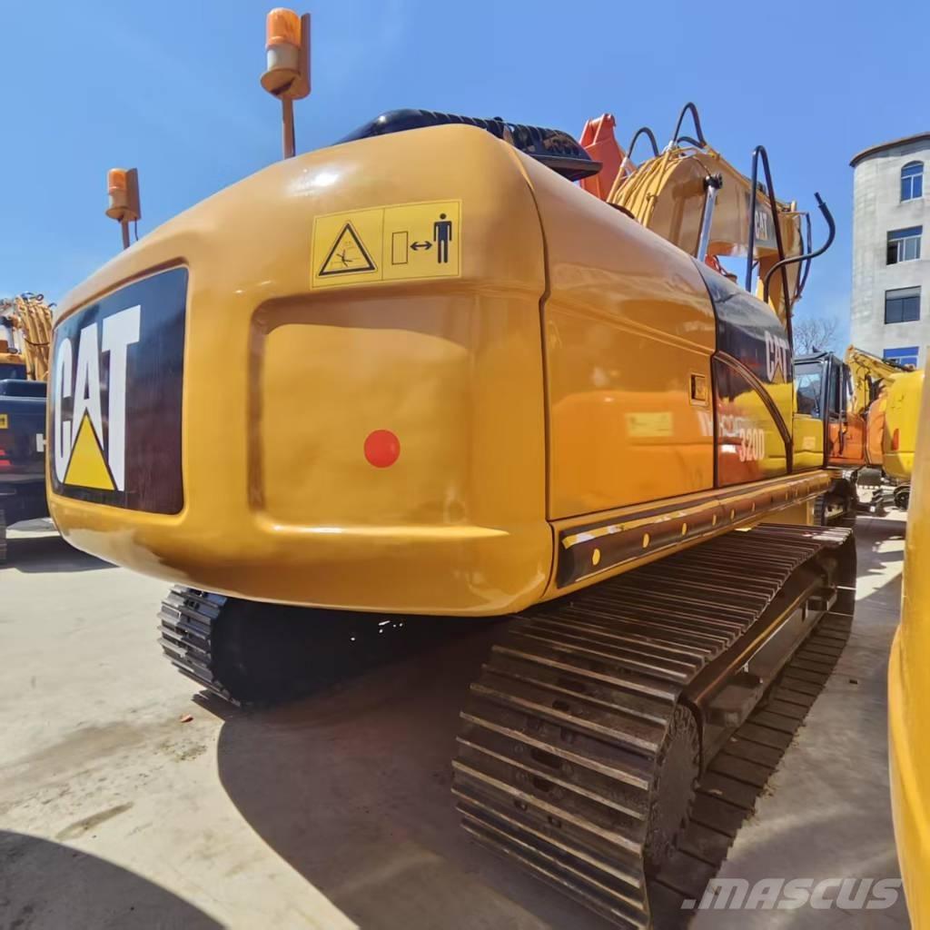 CAT 320 D Верижен екскаватор