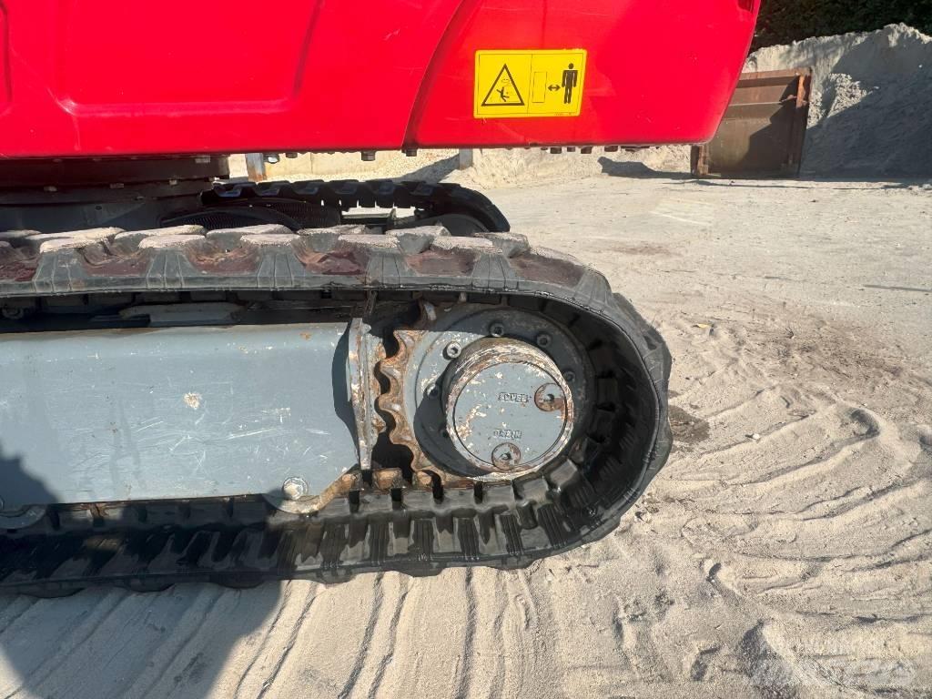 Takeuchi TB 216 Мини екскаватори < 7 т