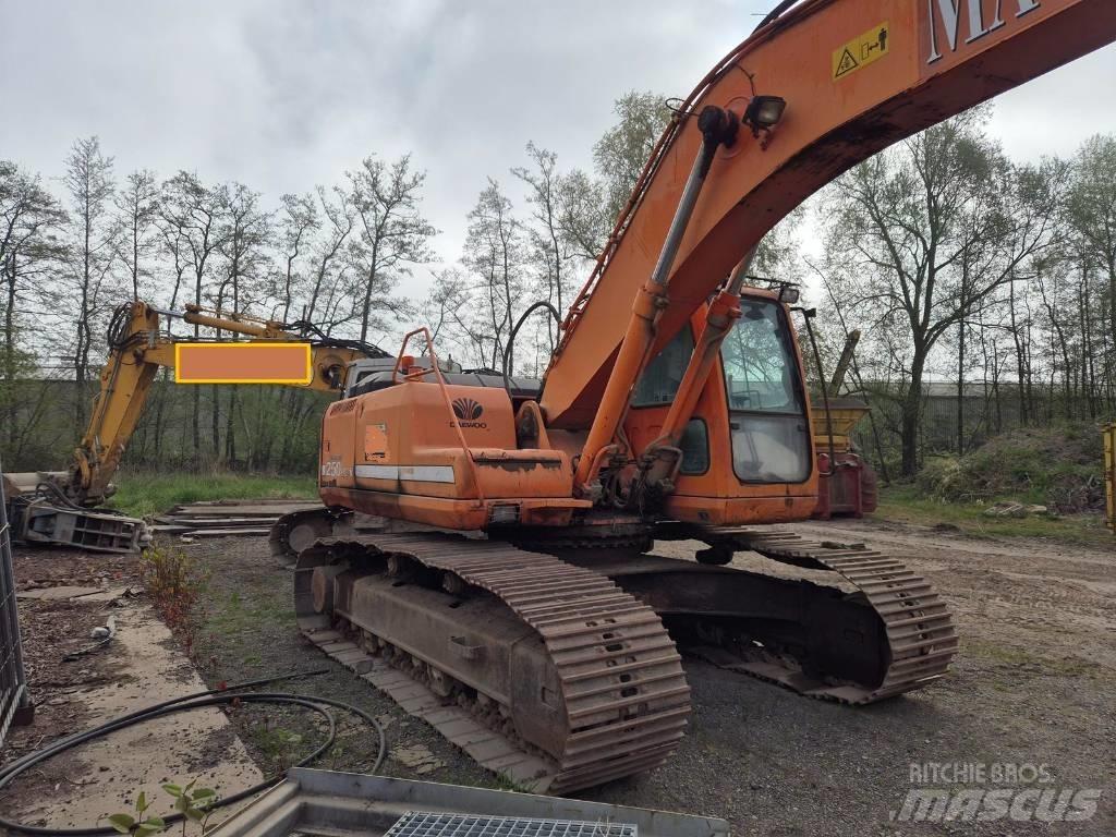 Daewoo S250 Верижен екскаватор