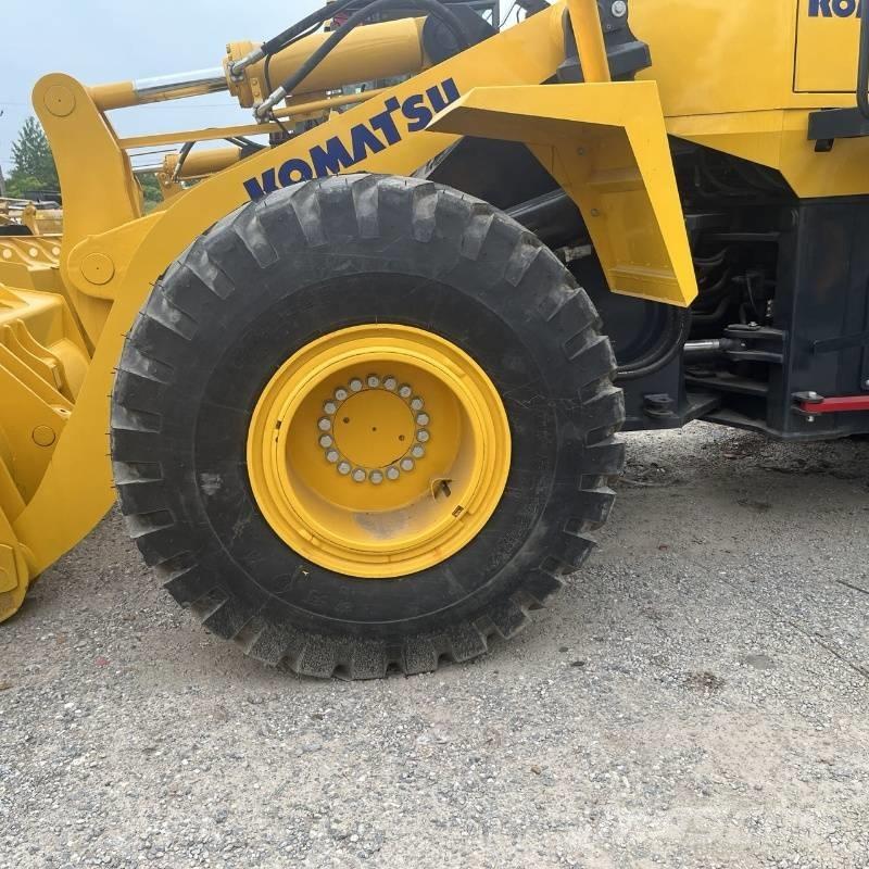 Komatsu WA 380 Колесни товарачи