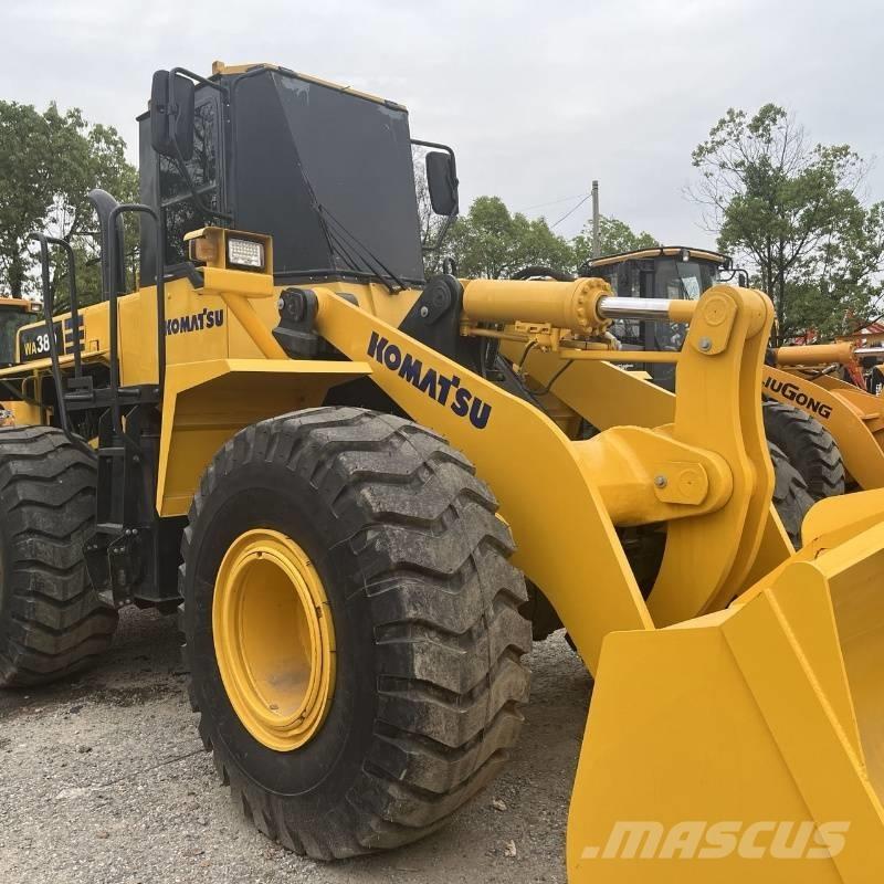 Komatsu WA 380 Колесни товарачи