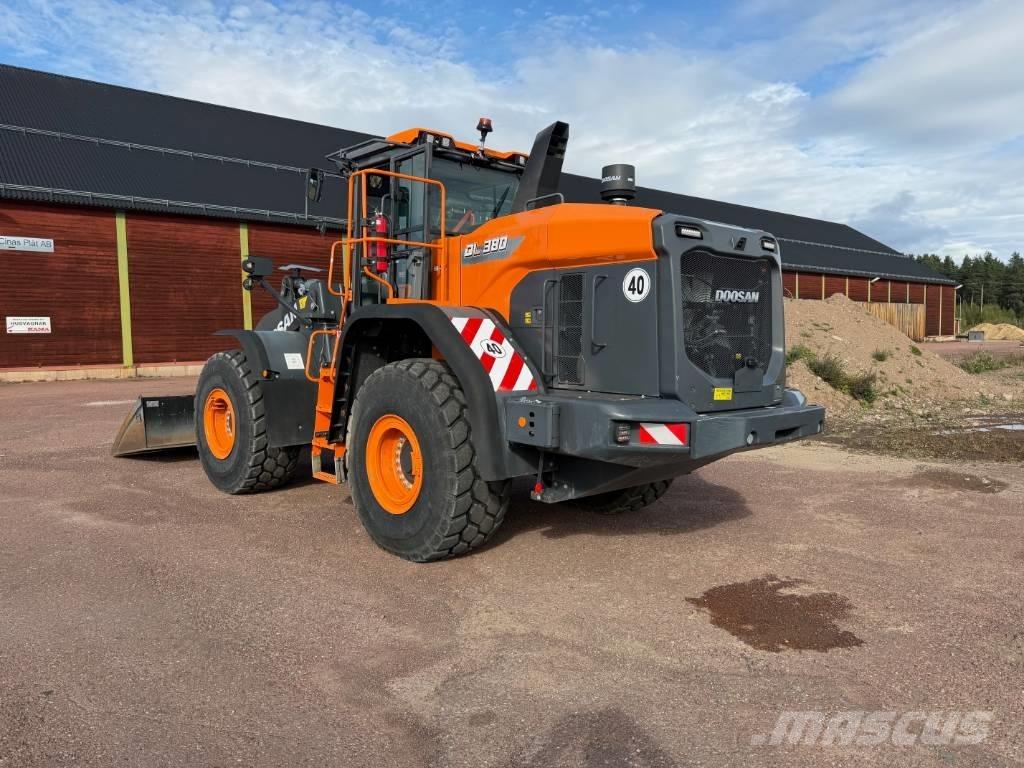 Develon DL 380-7 Колесни товарачи