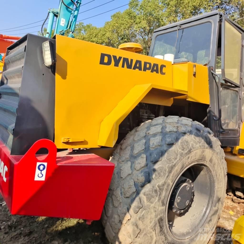 Dynapac CA 30 D Еднобарабанни ролки
