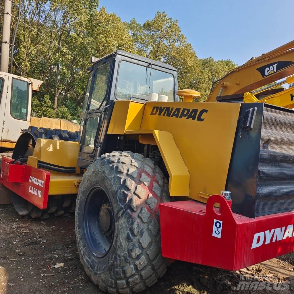 Dynapac CA 30 D Еднобарабанни ролки
