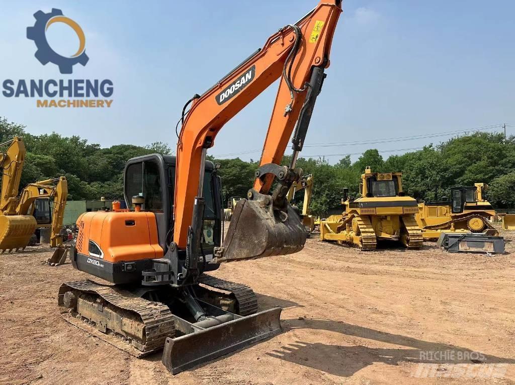 Doosan DX 60 Мини екскаватори < 7 т