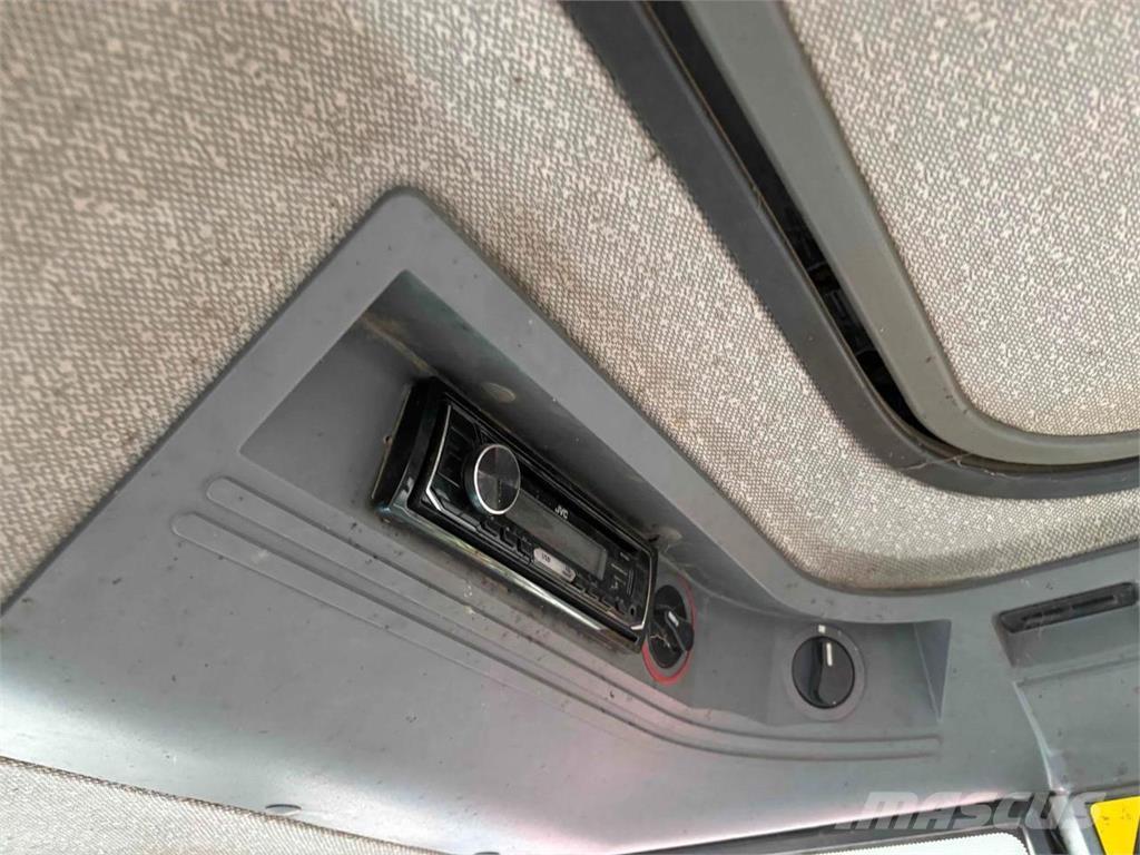 Ford 8240 Трактори