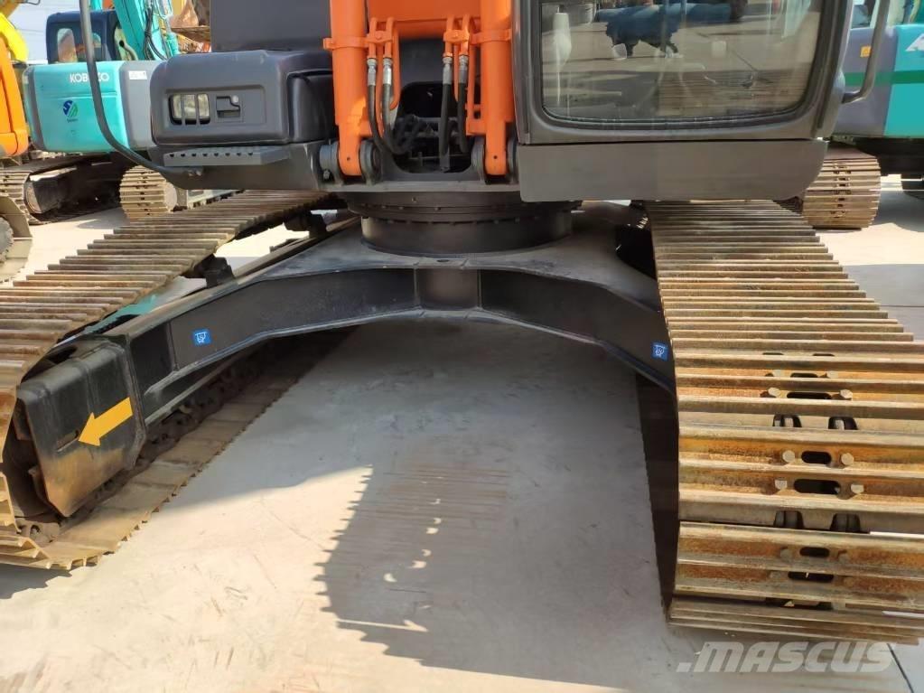 Hitachi Zaxis 210 Верижен екскаватор