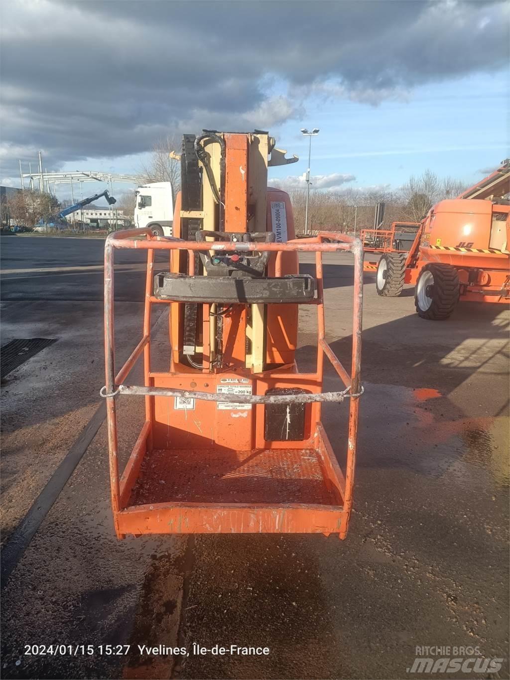 JLG T10E Други вишки и платформи