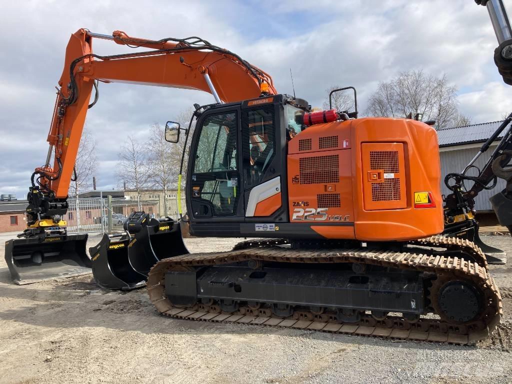 Hitachi ZX 225 US LC Верижен екскаватор