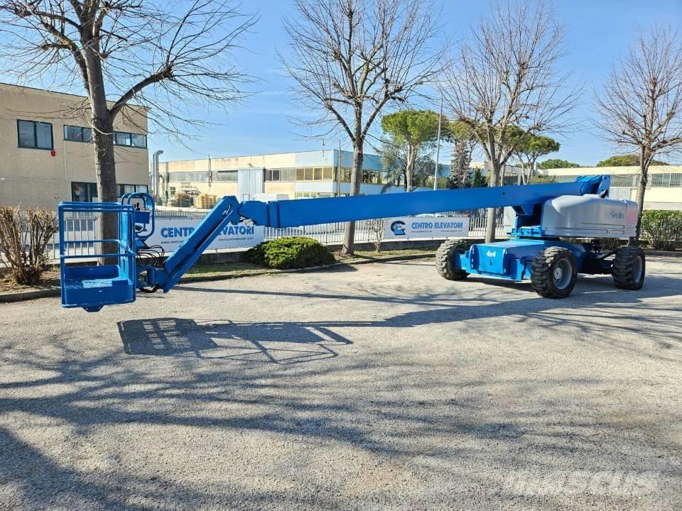 Genie S 85 4WD Телескопични повдигачи
