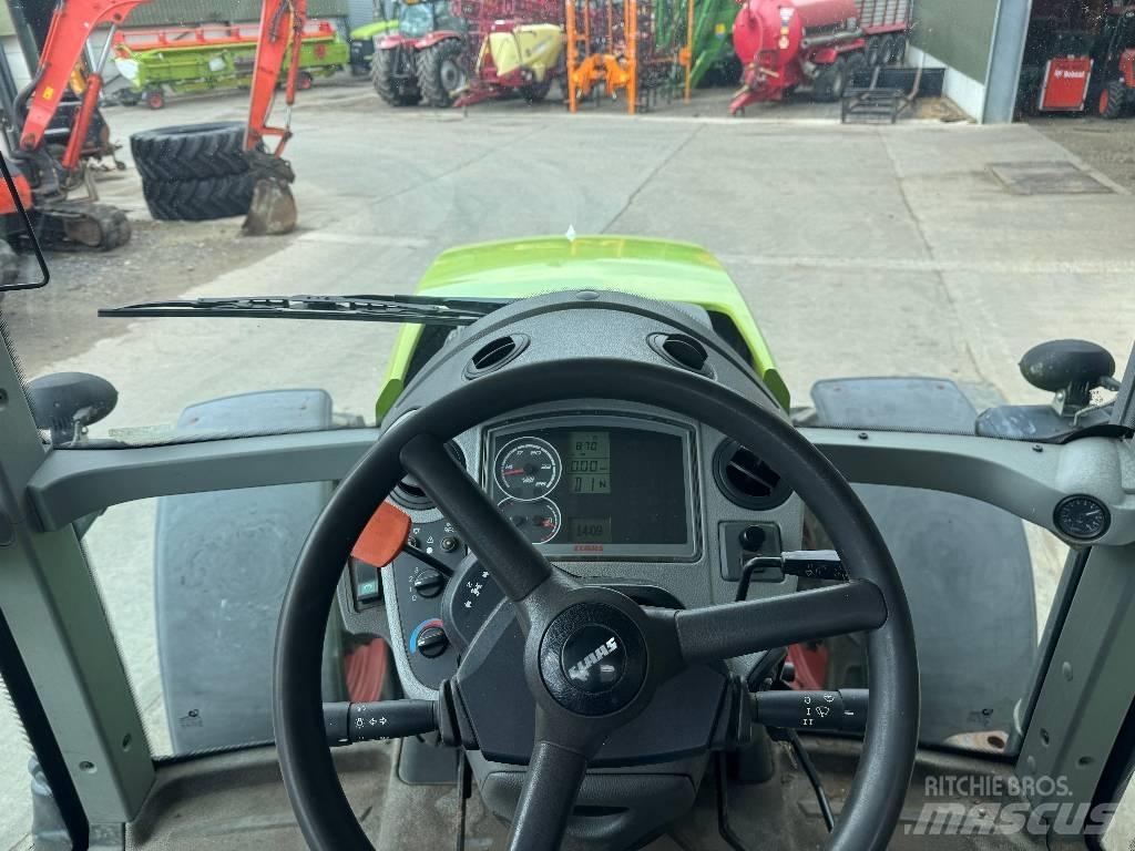 CLAAS Axion 810 Трактори