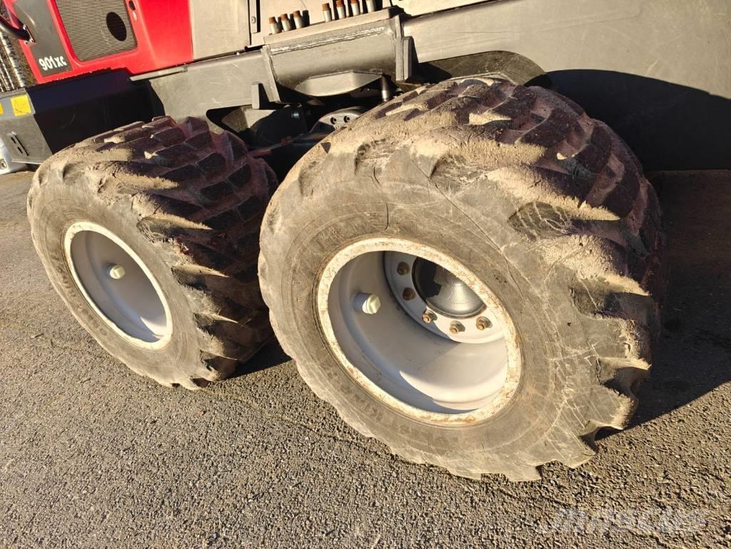 Komatsu 901 XC Харвестери