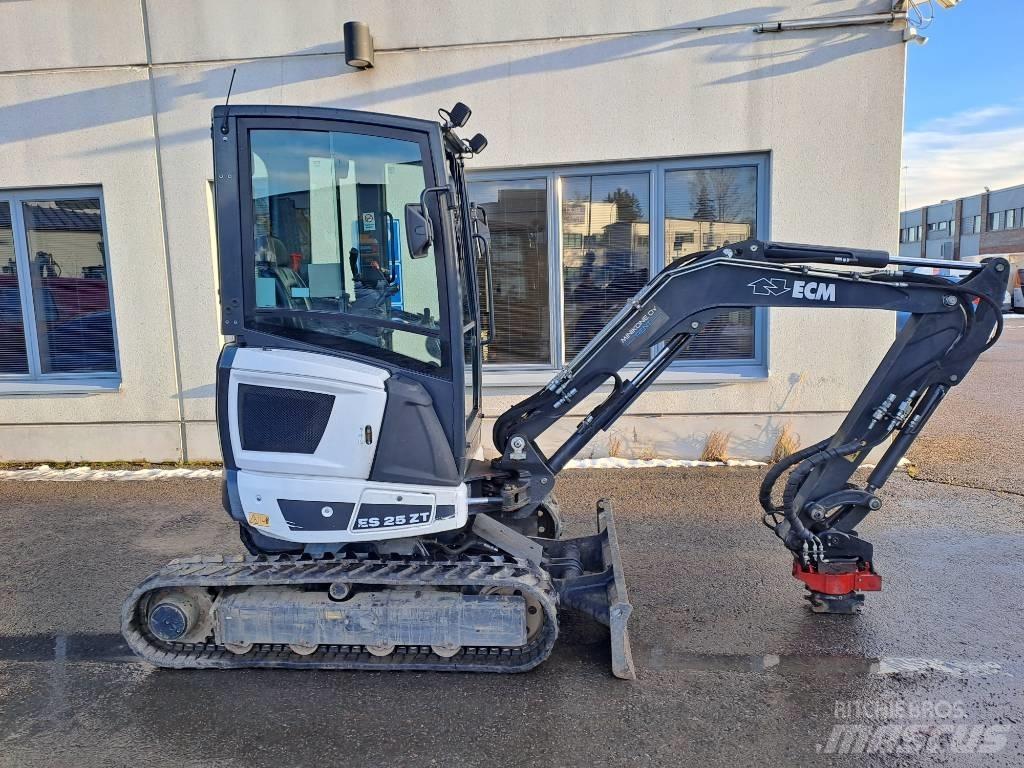ECM ES 25 ZT Мини екскаватори < 7 т